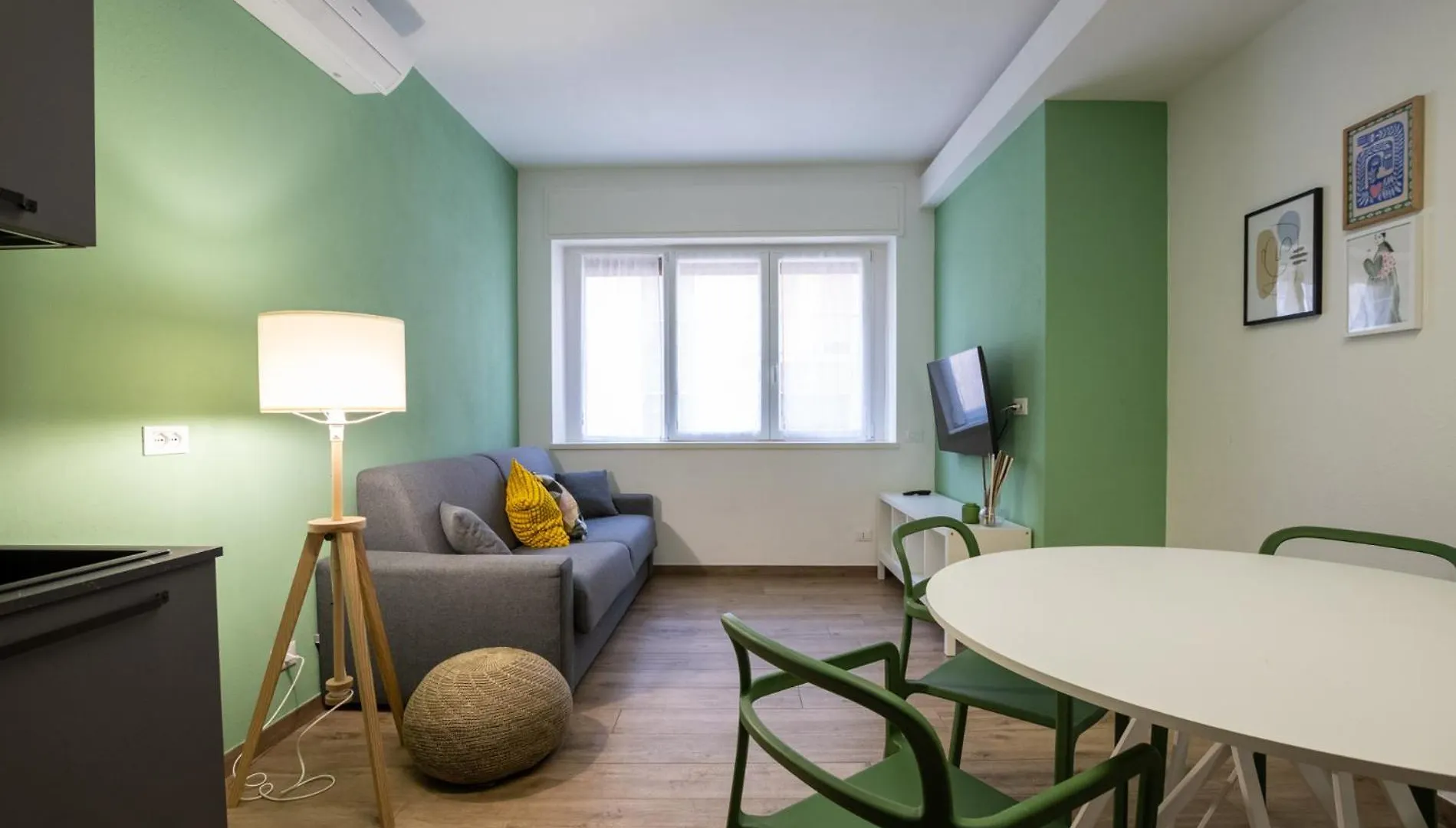 Gorki 11 - Modern Escape Appartement Milaan 0*,